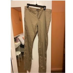 Men’s lululemon Commission Pant Classic 34’’ L